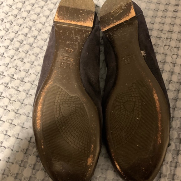 🎉 FINAL PRICE 🎉 AGL navy blue cap toe flat - Picture 5 of 7